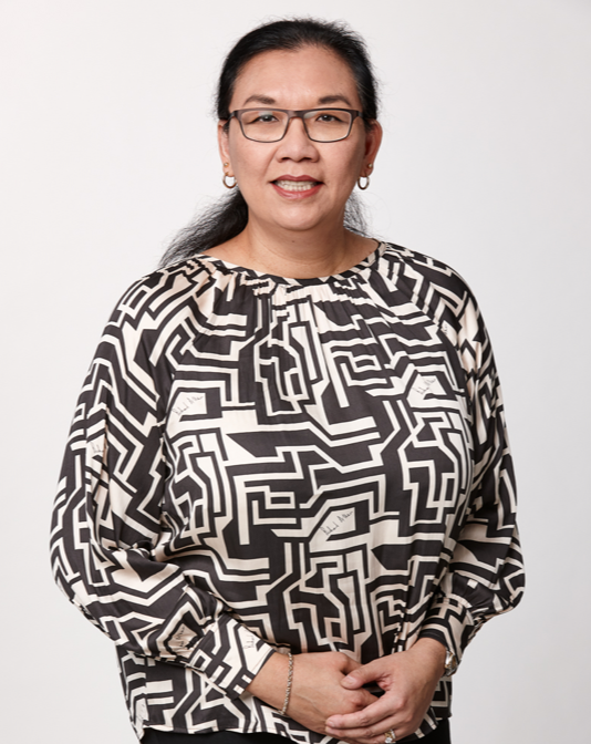 Dr. Jennifer Chia Dr. Jennifer Chia